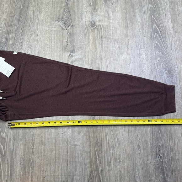 Vuori Women's Performance Jogger VW303 Ruby Heather L Large Long Dream Knit NWT - Picture 11 of 11